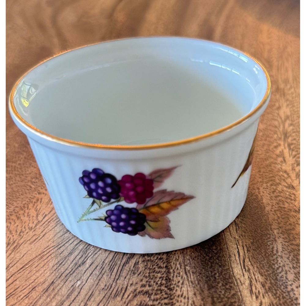Royal Worcester Evesham Vale Blackberry Porcelain Ramekin England Gold Rim